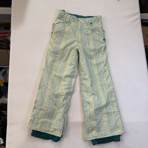 Burton Dryride ski pants feature a signature Room-To-Grow system Girls M